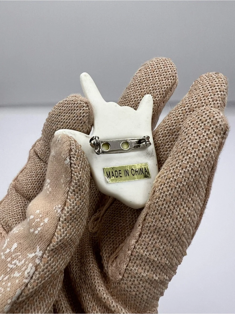 Vintage Current Inc ASL I Love You Ceramic Hand Pin Brooch